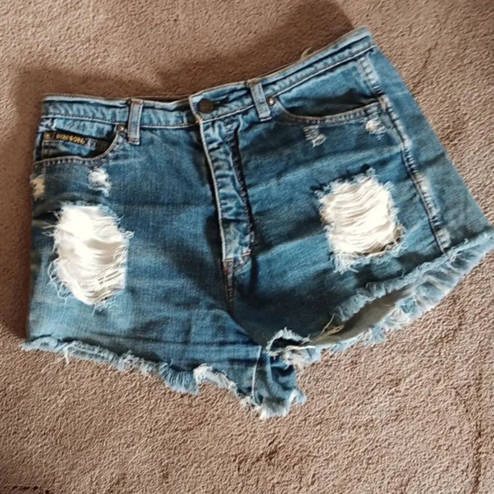 Bobson Distressed Short Shorts